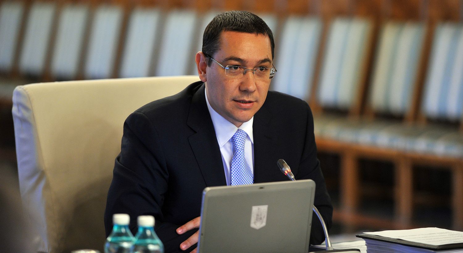 Victor Ponta a convins milioane de romani ca are toate calitatile pentru a fi presedintele tarii noastre