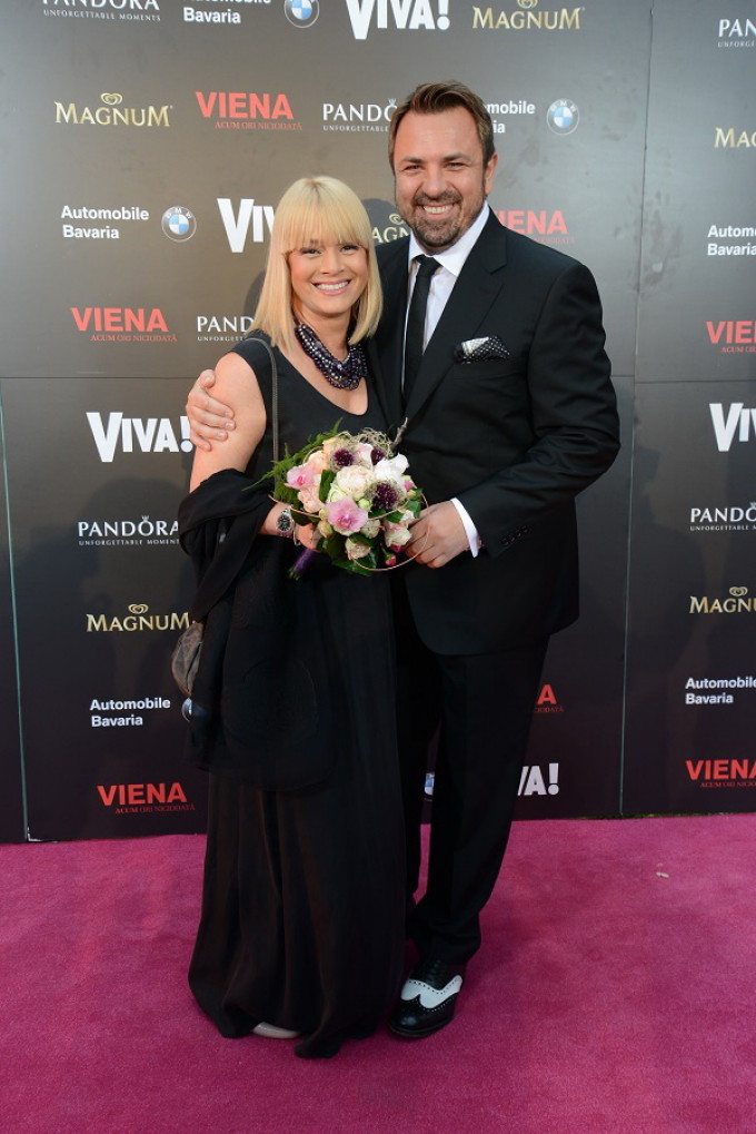 Cantaretul s-a insurat cu Alice la sfarsitul lunii septembrie