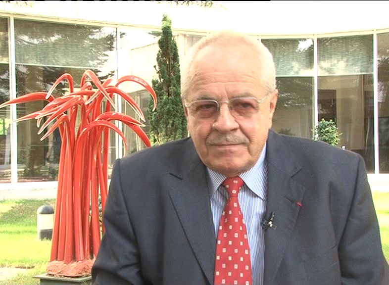 Constantin Stroe considera ca reducerea CAS trebuie sustinuta si de alte masuri