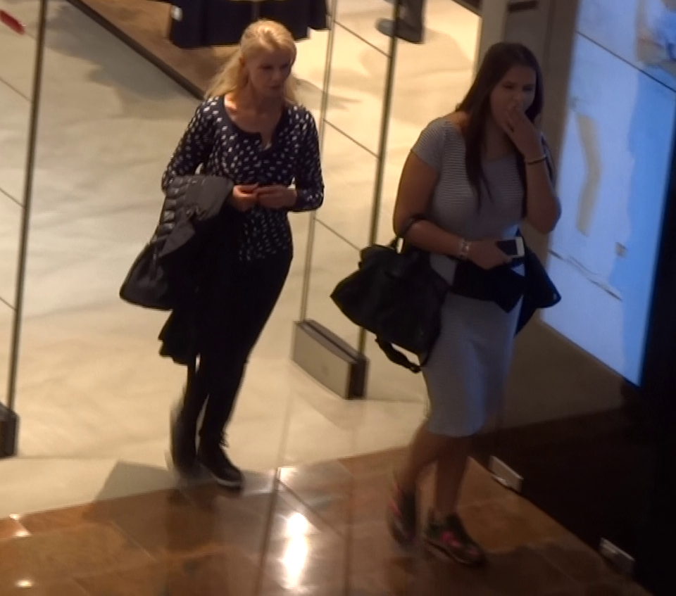 Anastasia a iesit la cumparaturi cu o prietena