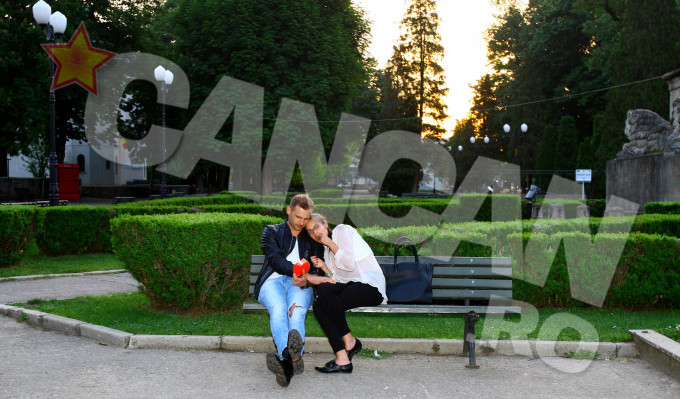 Cand era la un pas sa se insoare cu Daniela Aciu, Sorin Brotnei a calcat stramb cu o bruneta, la Iasi