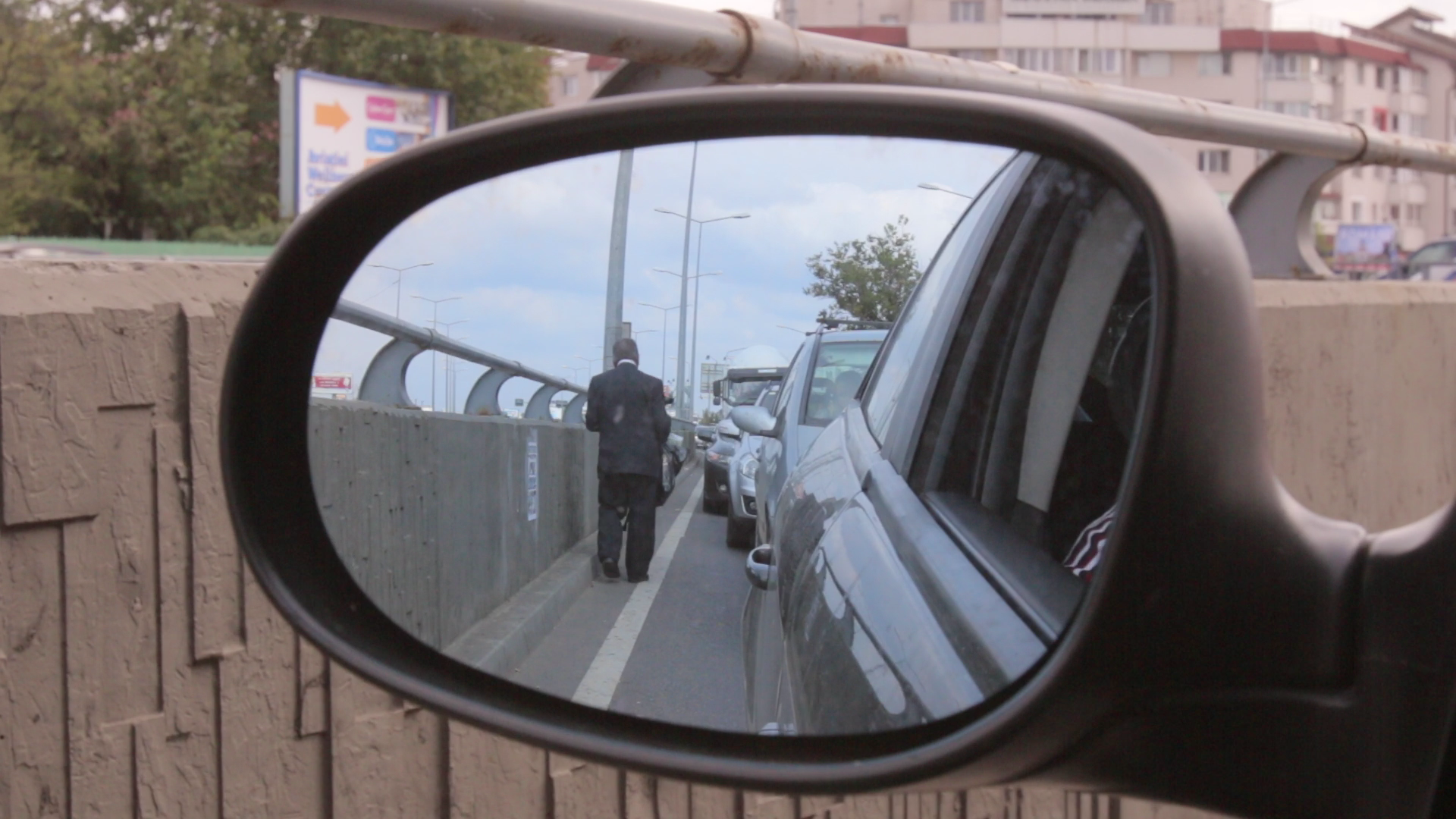 Dascalul a fost alungat in vara cu pietre din zona Baneasa