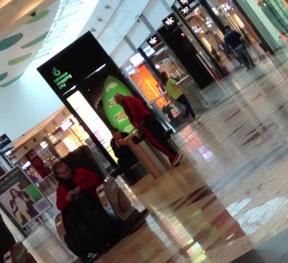 Daca la Chiajna a preferat sa arunce coaja pe teren, acum, 