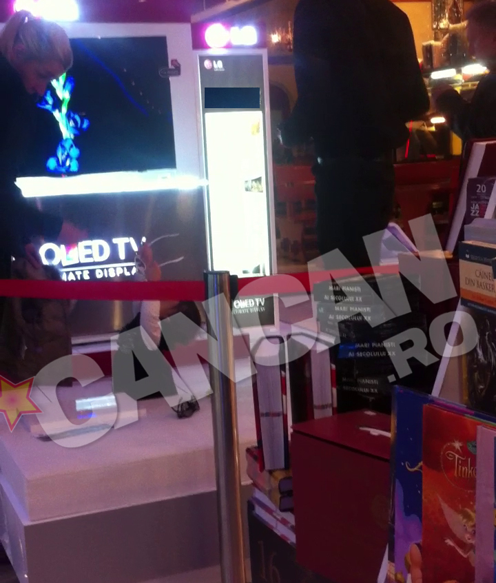 In cele din urma, micuta a cazut