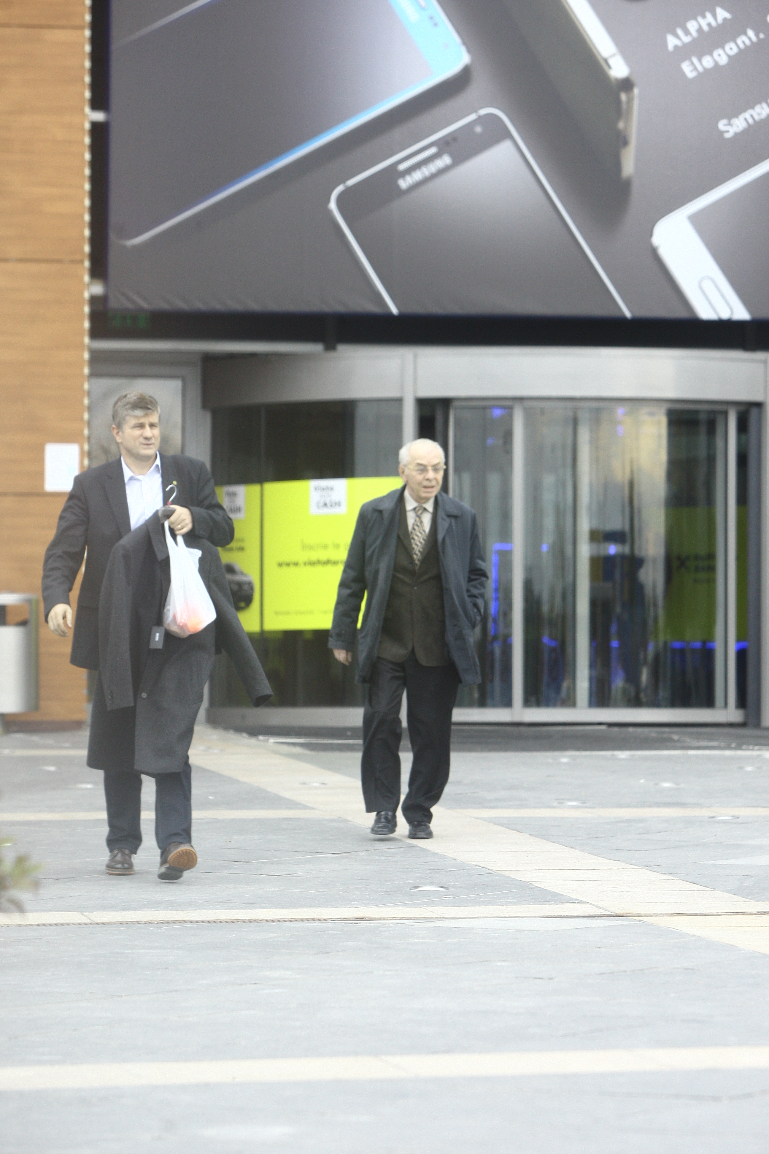 Vacaroiu este urmat indeaproape de agentul SPP