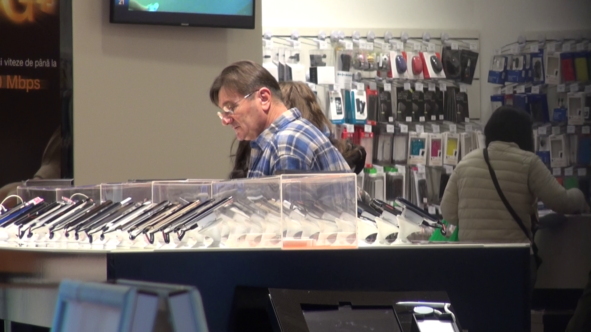 Radu Gheorghe s-a uitat la specificatiile tehnice