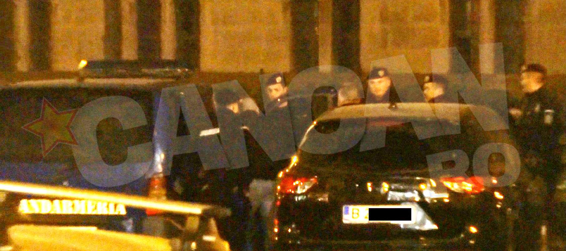 Jandarmii i-au amendat pe suporterii care au folosit un limbaj vulgar