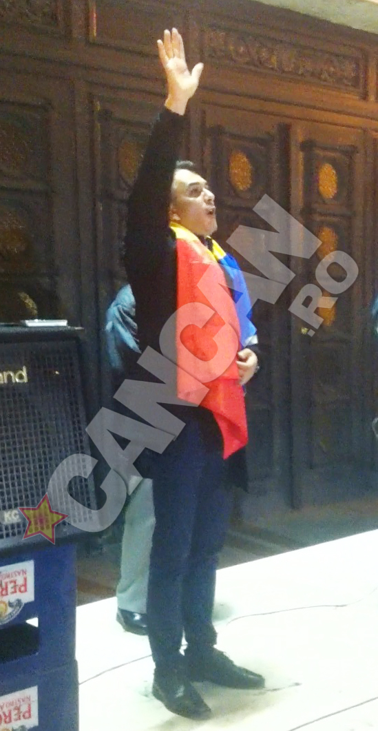 Beniamin Lup a scandat la unison cu multimea