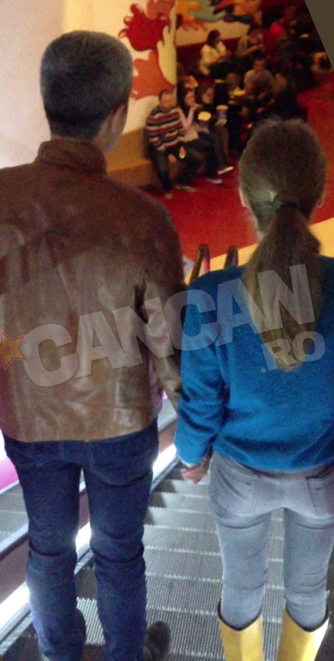 Robert Turcescu si sotia lui si-au petrecut dupa amiaza la mall