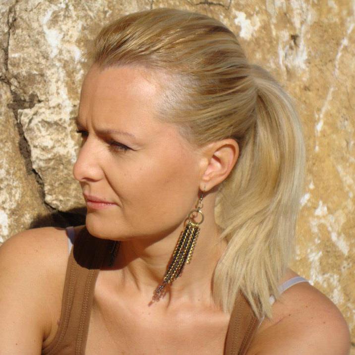 Mihai Constantinescu, Simona Secrier