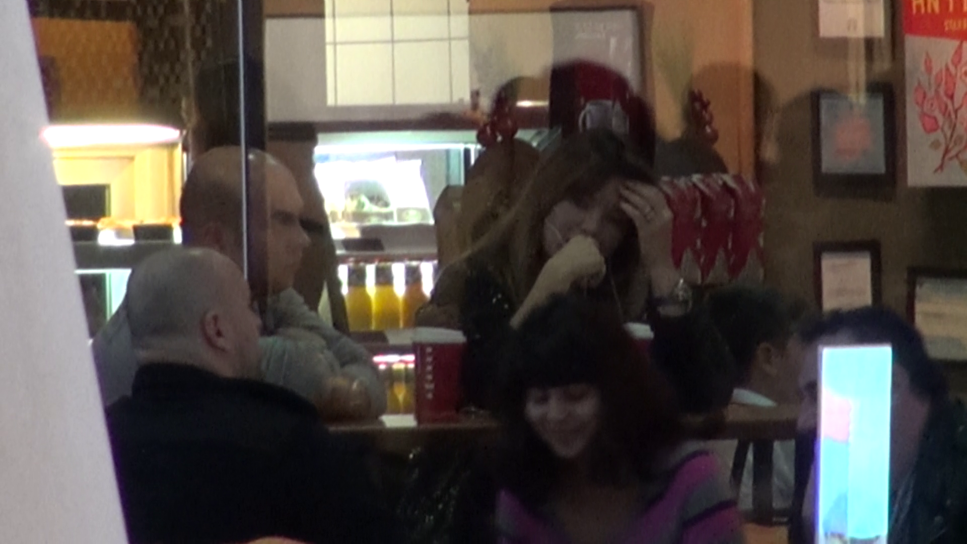 Vedeta tv si-a schimbat complet look-ul