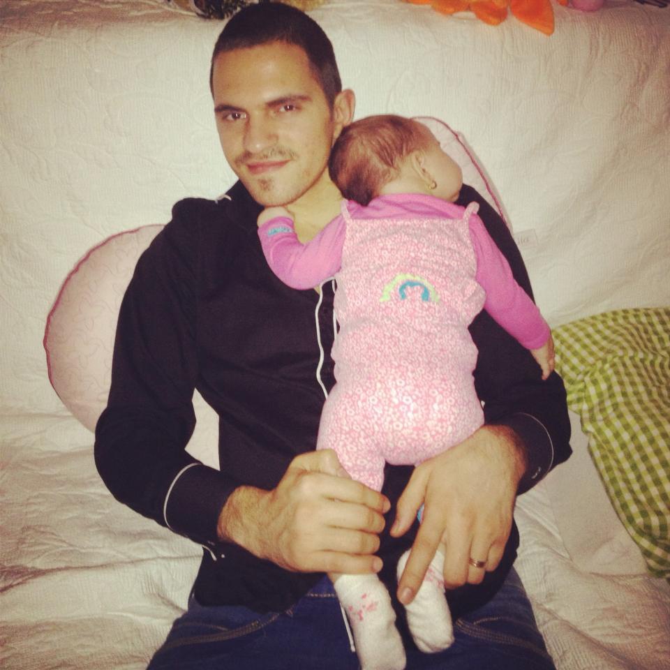 Cornelus Dinu si Natalia Mihaela, fetita lui