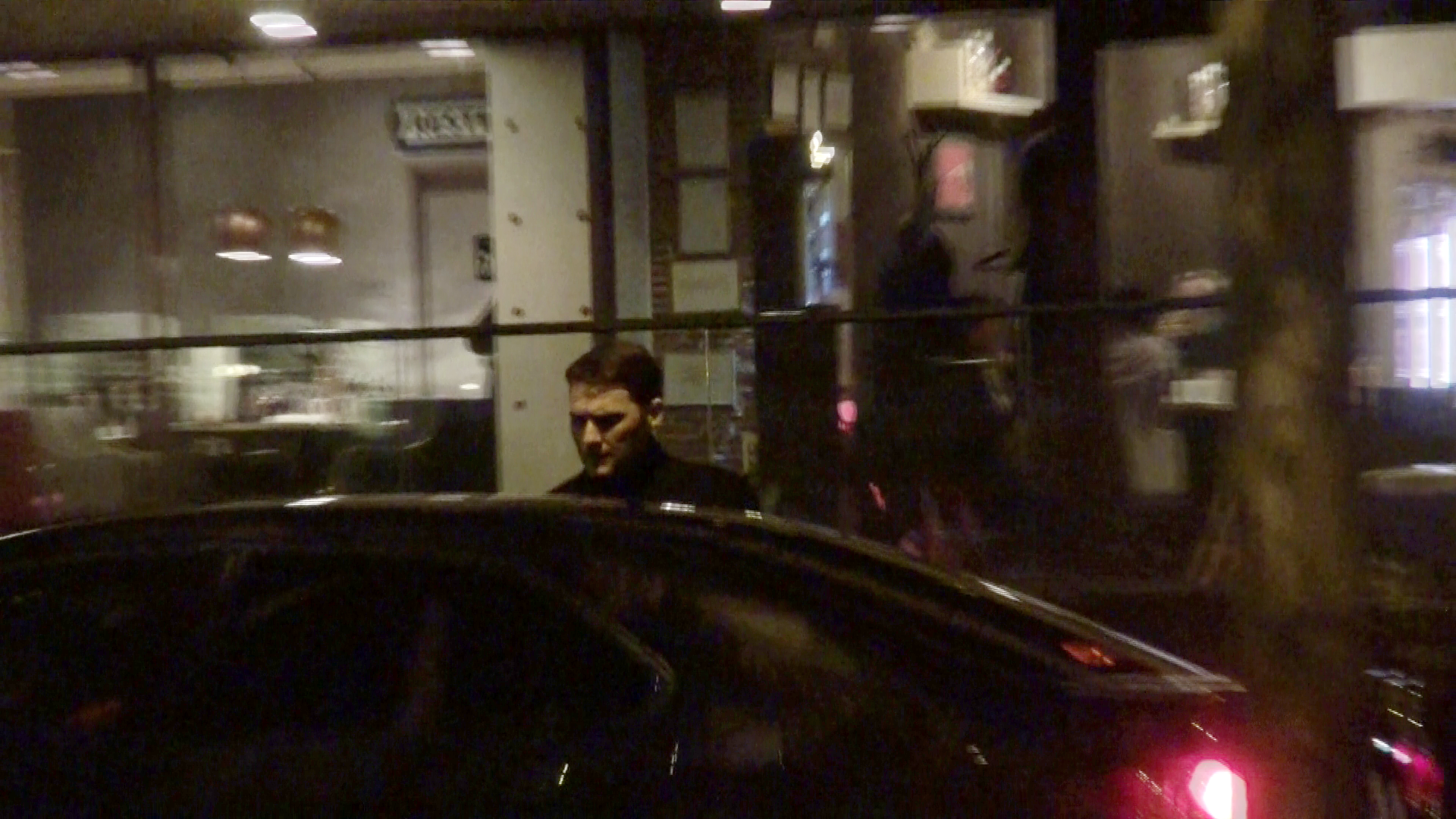 Sova a plecat cu soferul sau personal