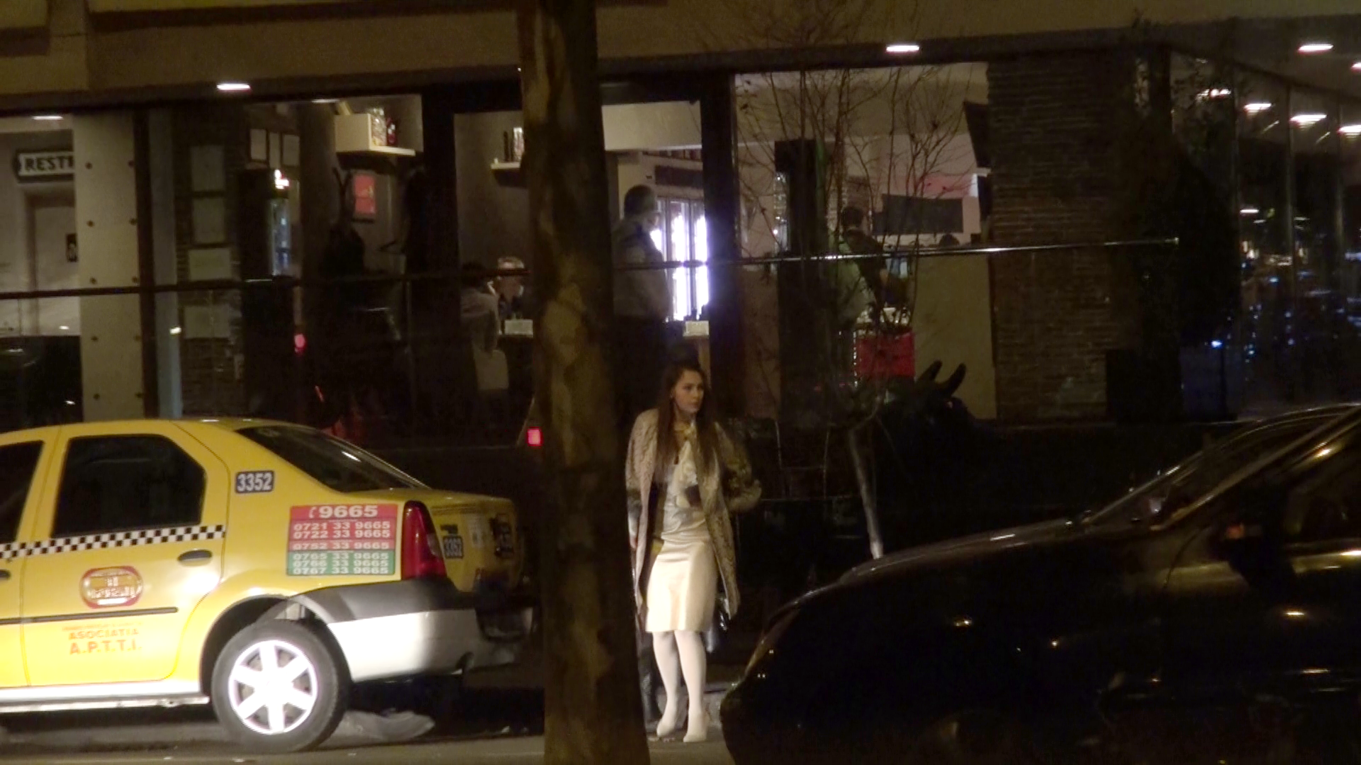 Iubita lui Sova a plecat separat