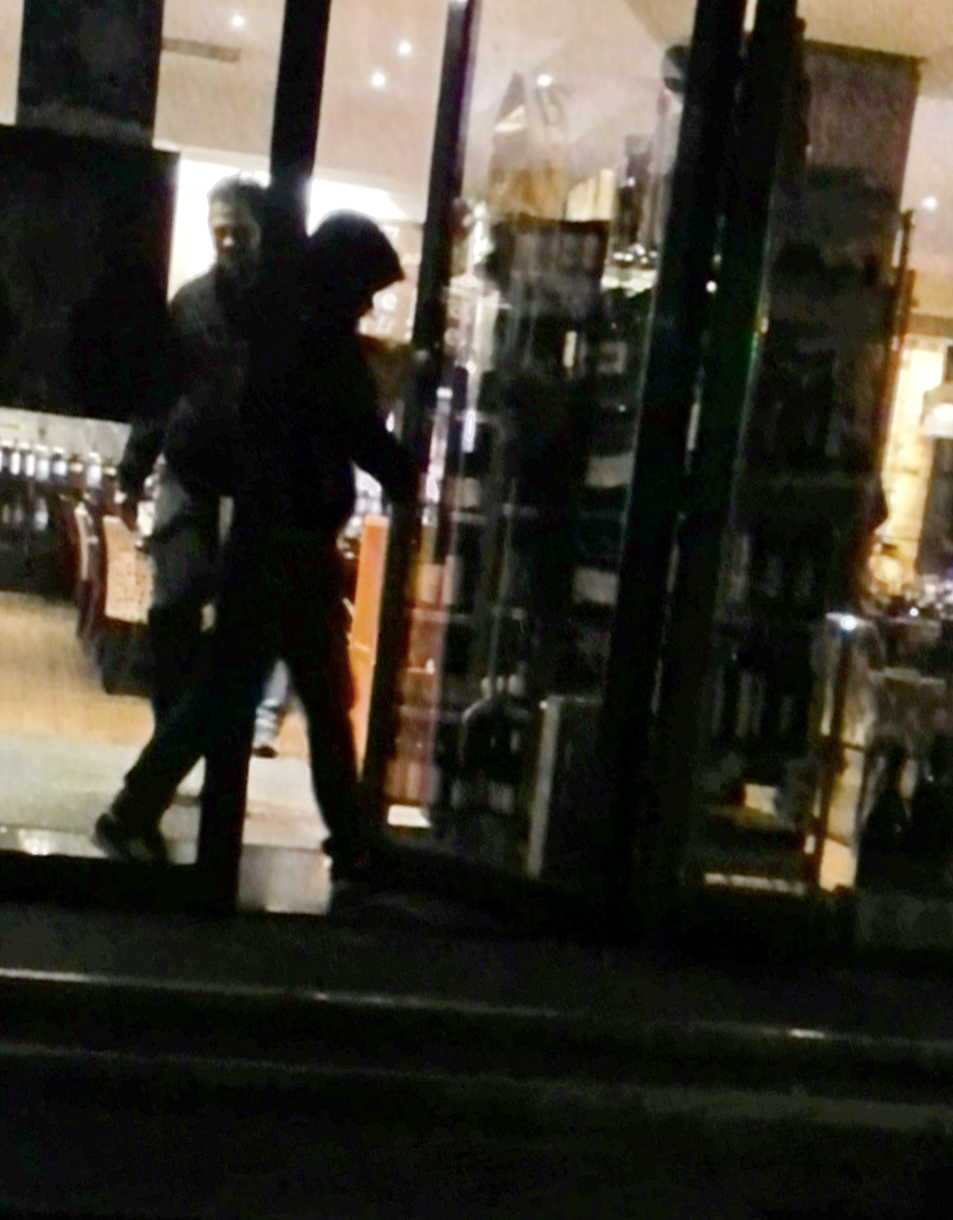 Florin Piersic jr a plecat din restaurantul unde a luat cina cu iubita lui