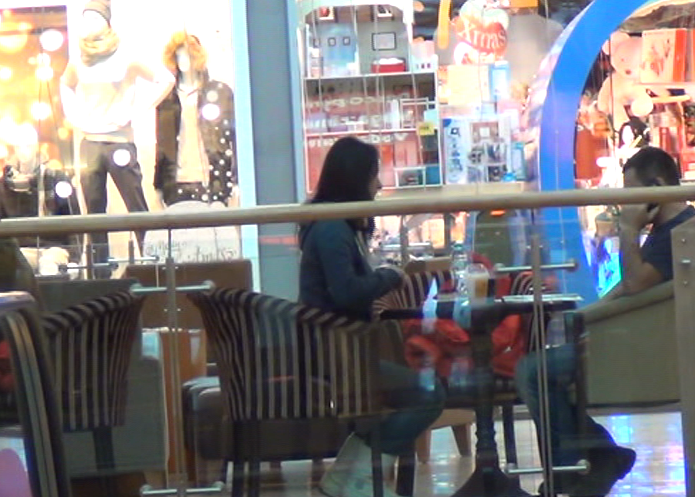 Margineanu si sotia lui s-au oprit la... o prajitura!