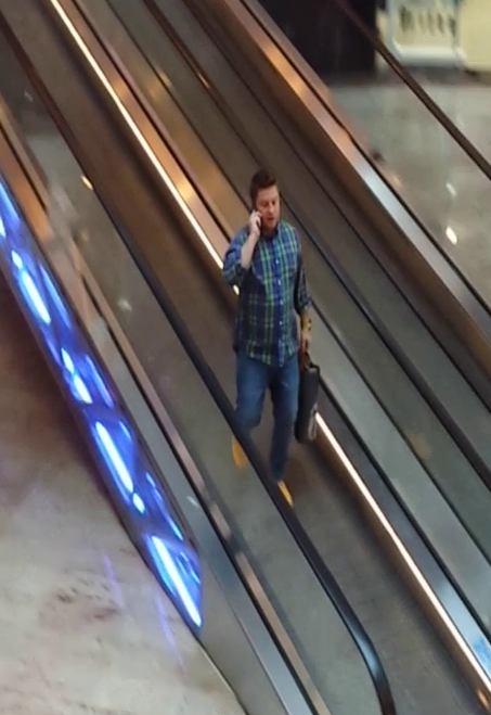 Pavel Bartos n-a pierdut mult din pretiosul sau timp, la mall