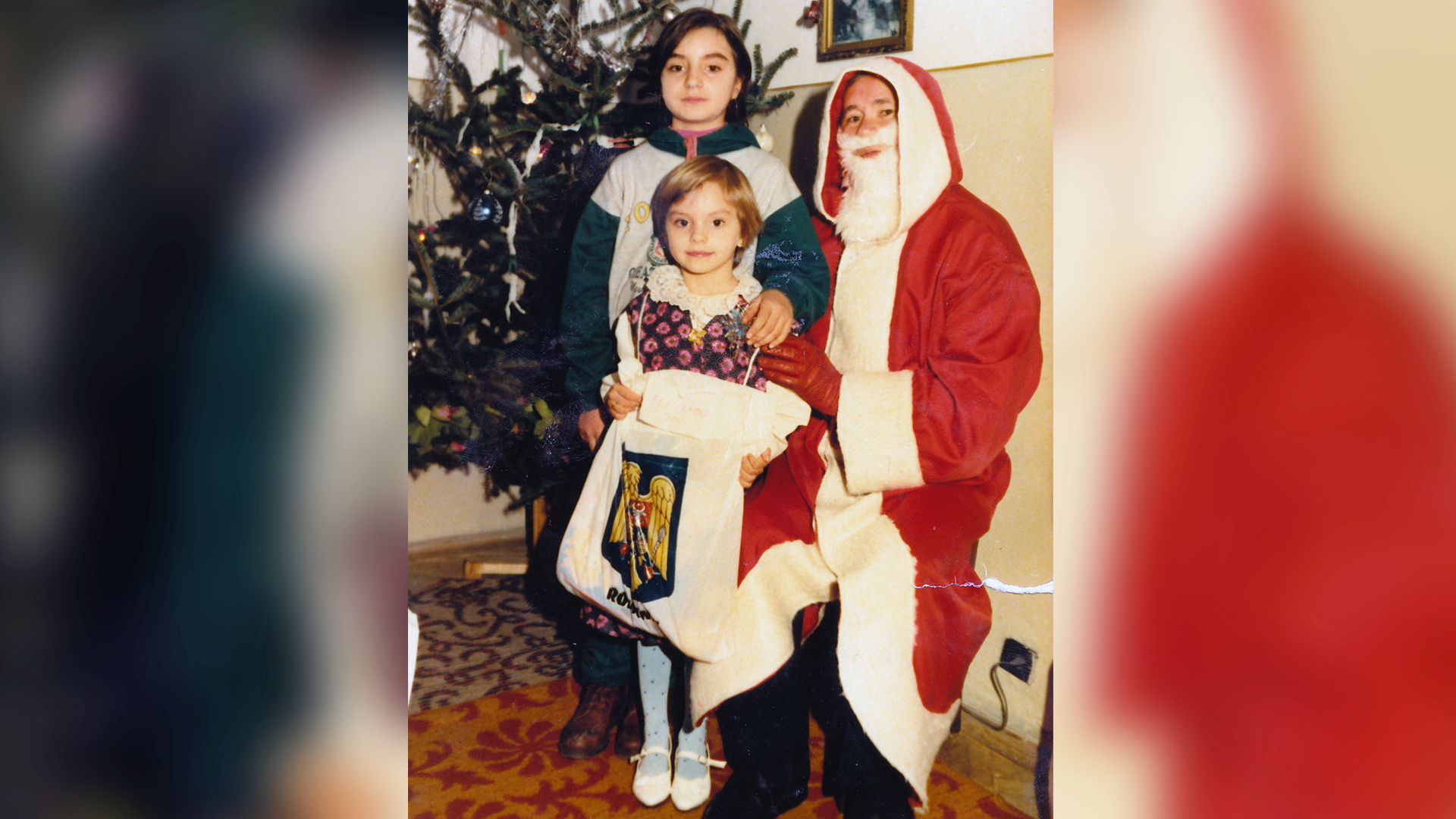 Alexandra Stan isi aduce aminte cu bucurie cum il astepta pe Mos Craciun atunci cand era mica
