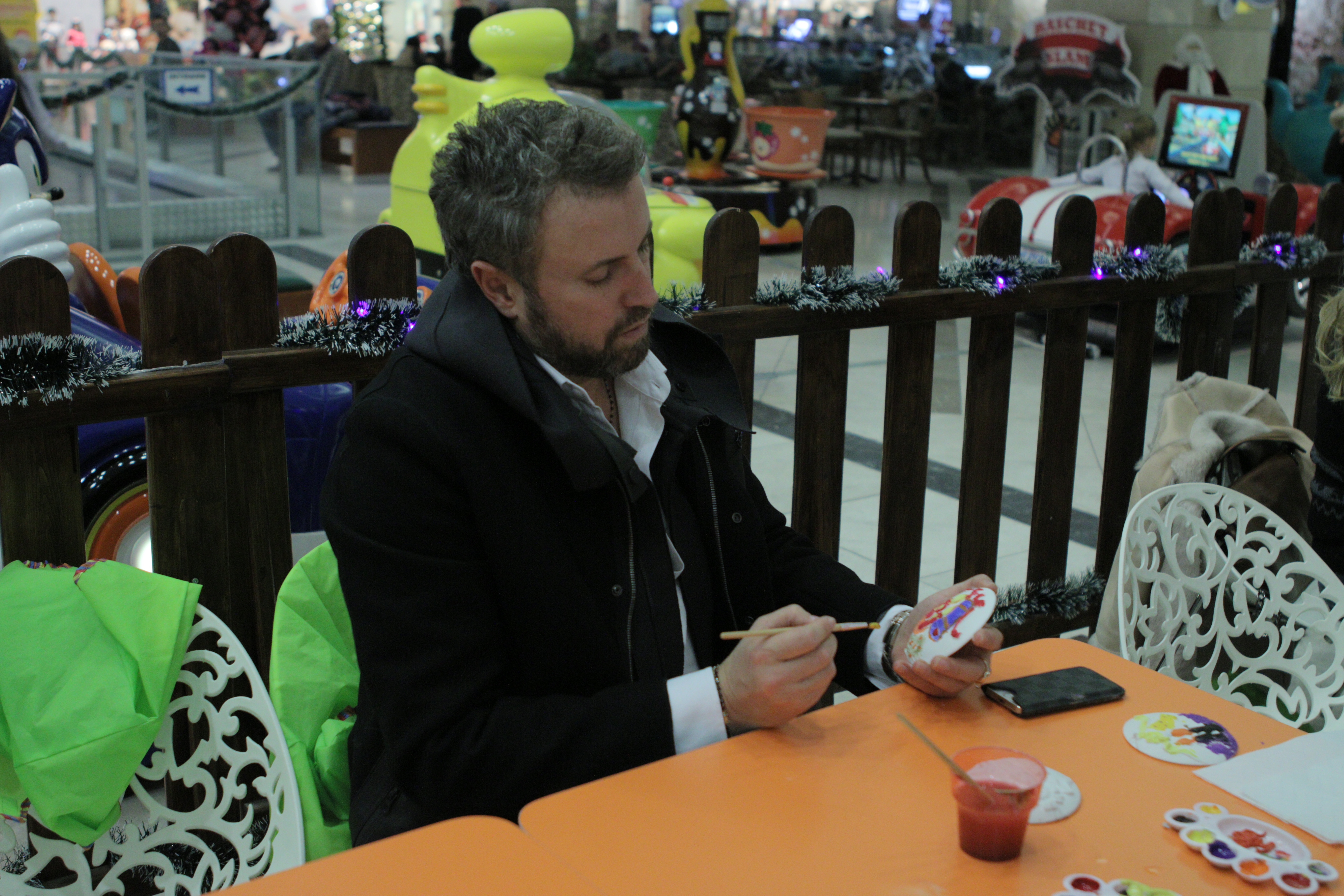 Catalin poarta mereu lenjerie rosie in noaptea dintre ani