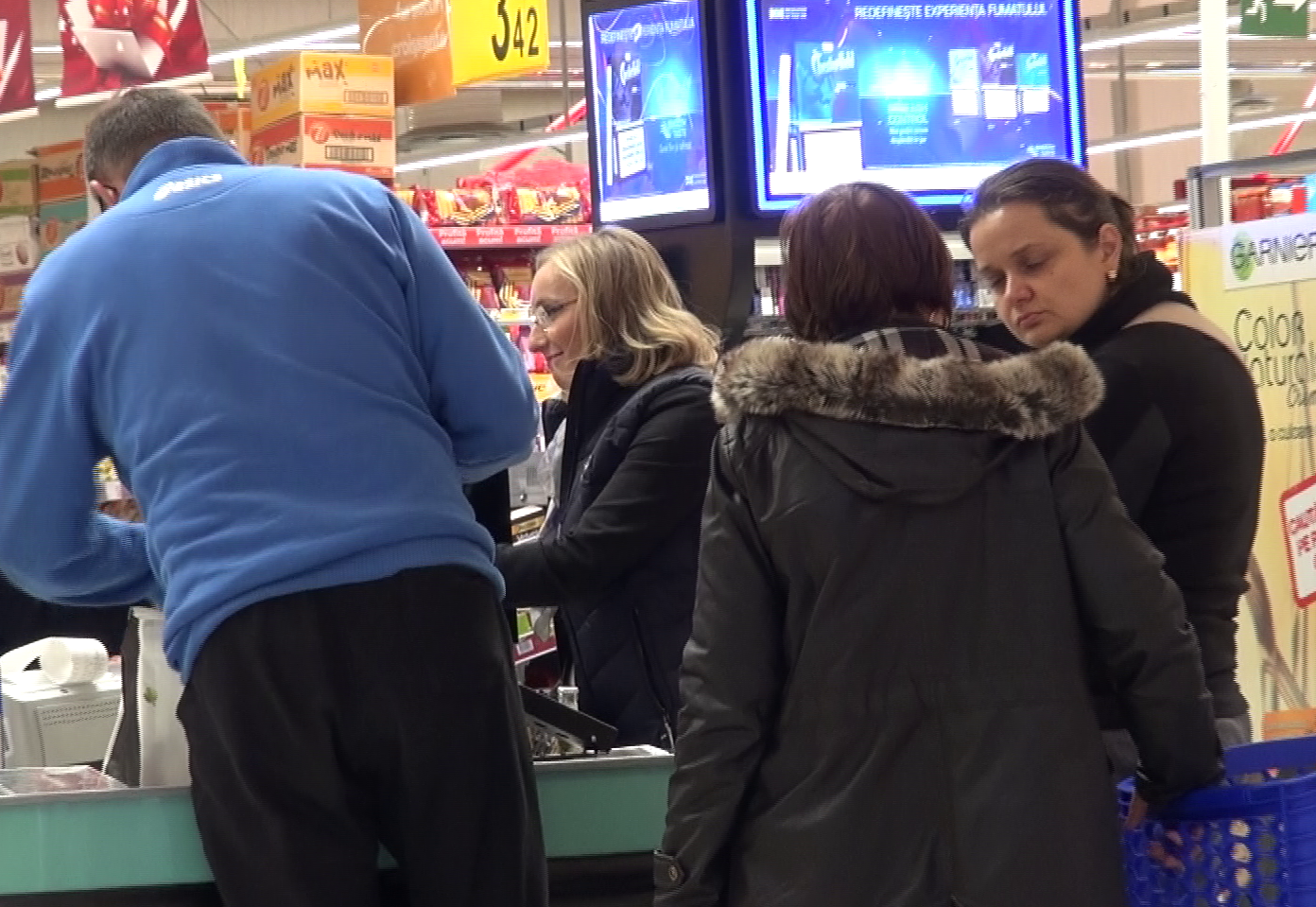 Gabi a fost recunoscuta de casiera