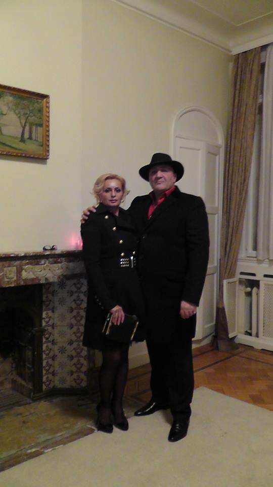 Neloson Mondialu' si sotia lui au mers sa petreaca Revelionul la Bruxelles