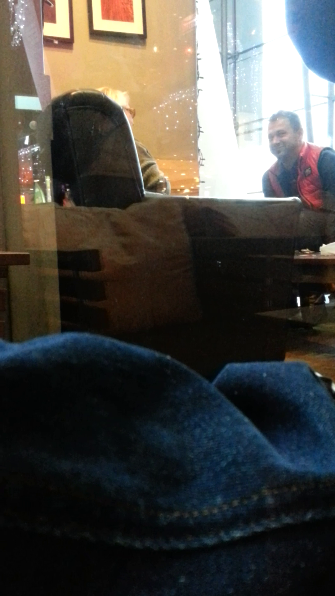 Barbatul era bucuros ca o vede pe Dauer