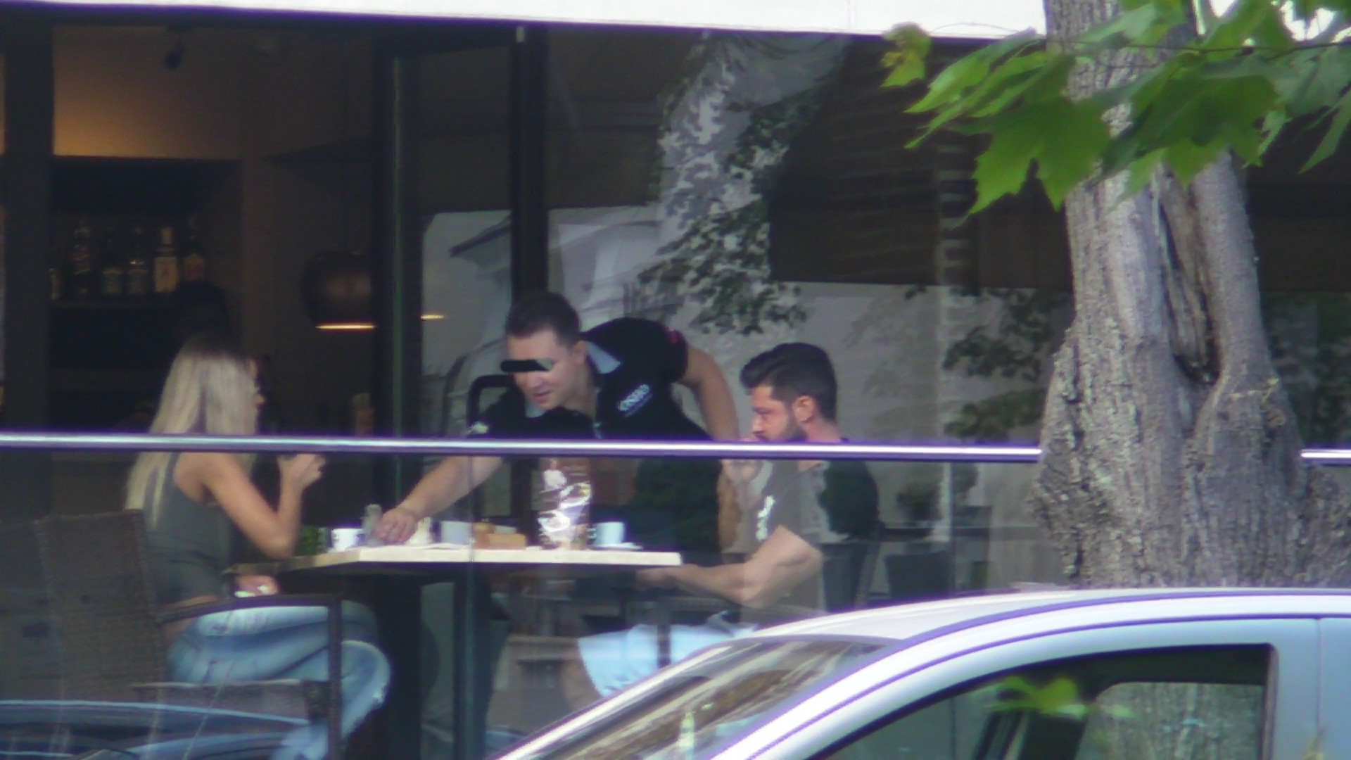 Experta CANCAN.ro a analizat limbajul trupului la doua dintre cele mai vanate vedete: Bianca Dragusanu si Victor Slav