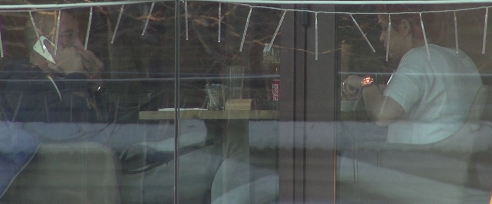 Iasmin nu s-a ferit de sotia lui Rusescu si si-a bagat degetul in nas