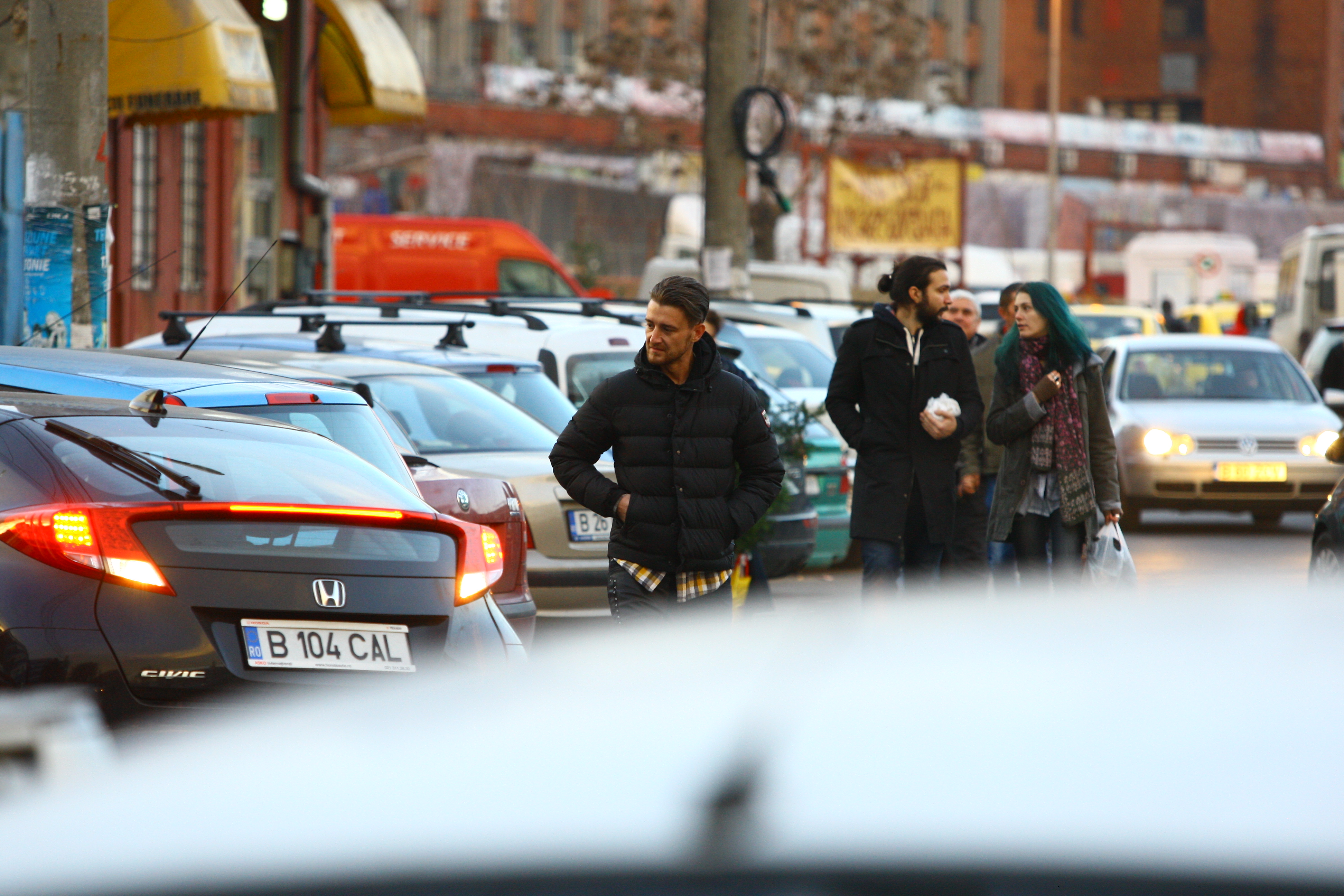 Barbatul nu a divortat inca de mama copilului sau