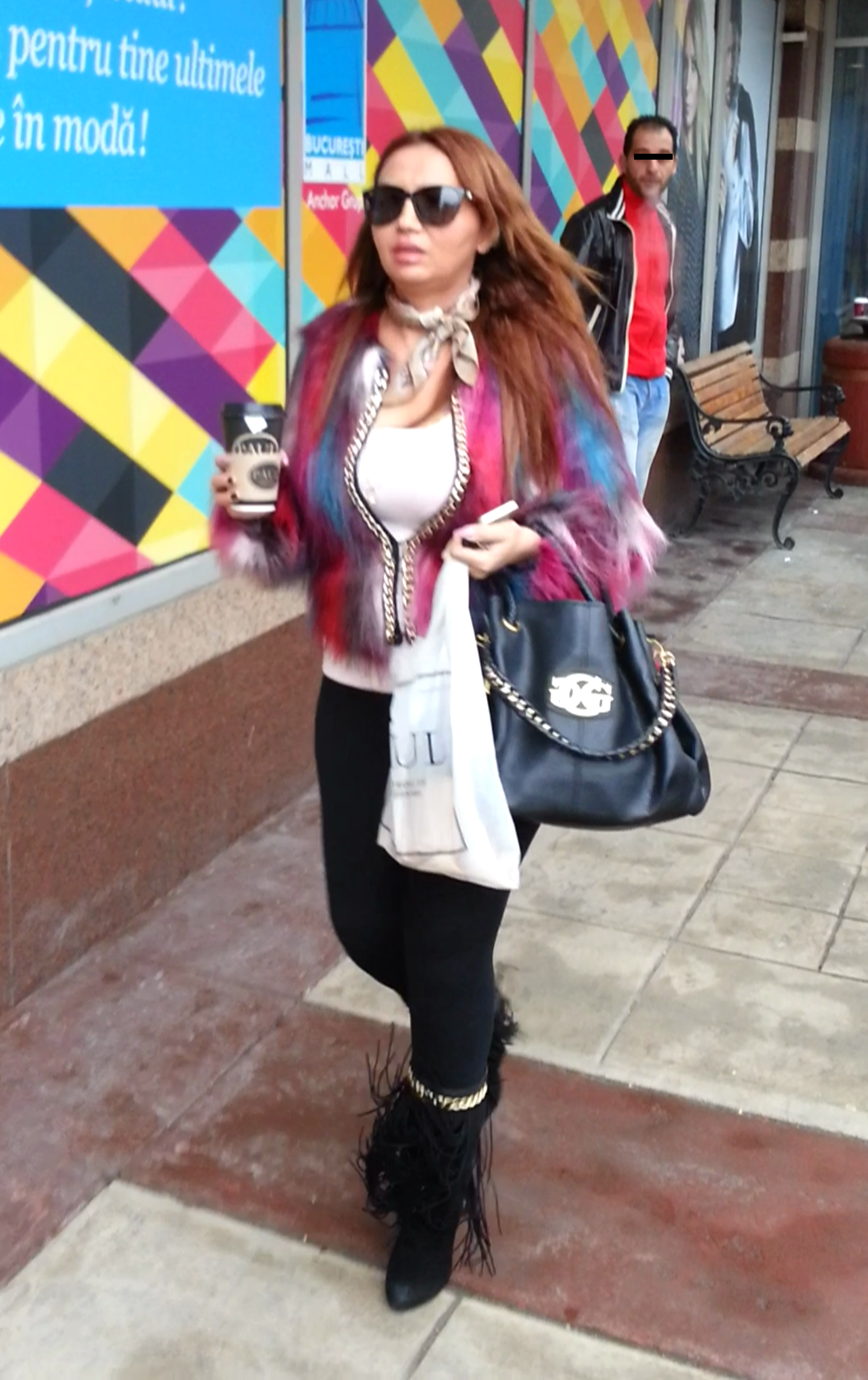 Narcisa traieste intr-un adevarat lux