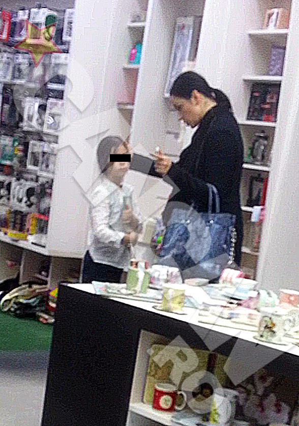 Dupa terminarea filmului, Andreea Marin a intrat intr-o librarie