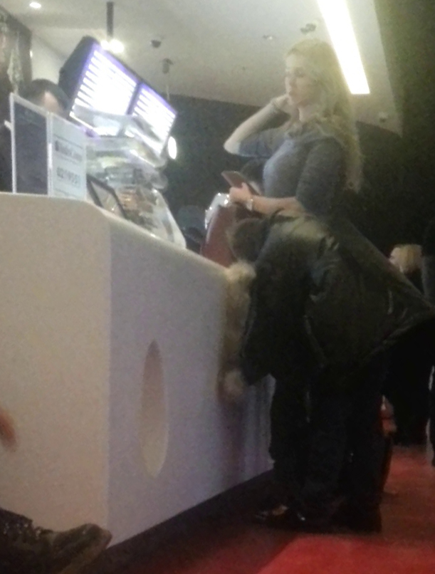 Fiul Mihaelei l-a sarutat pe mezinul familiei Borcea