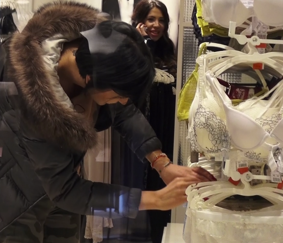 pamfile isi cumpara chiloti