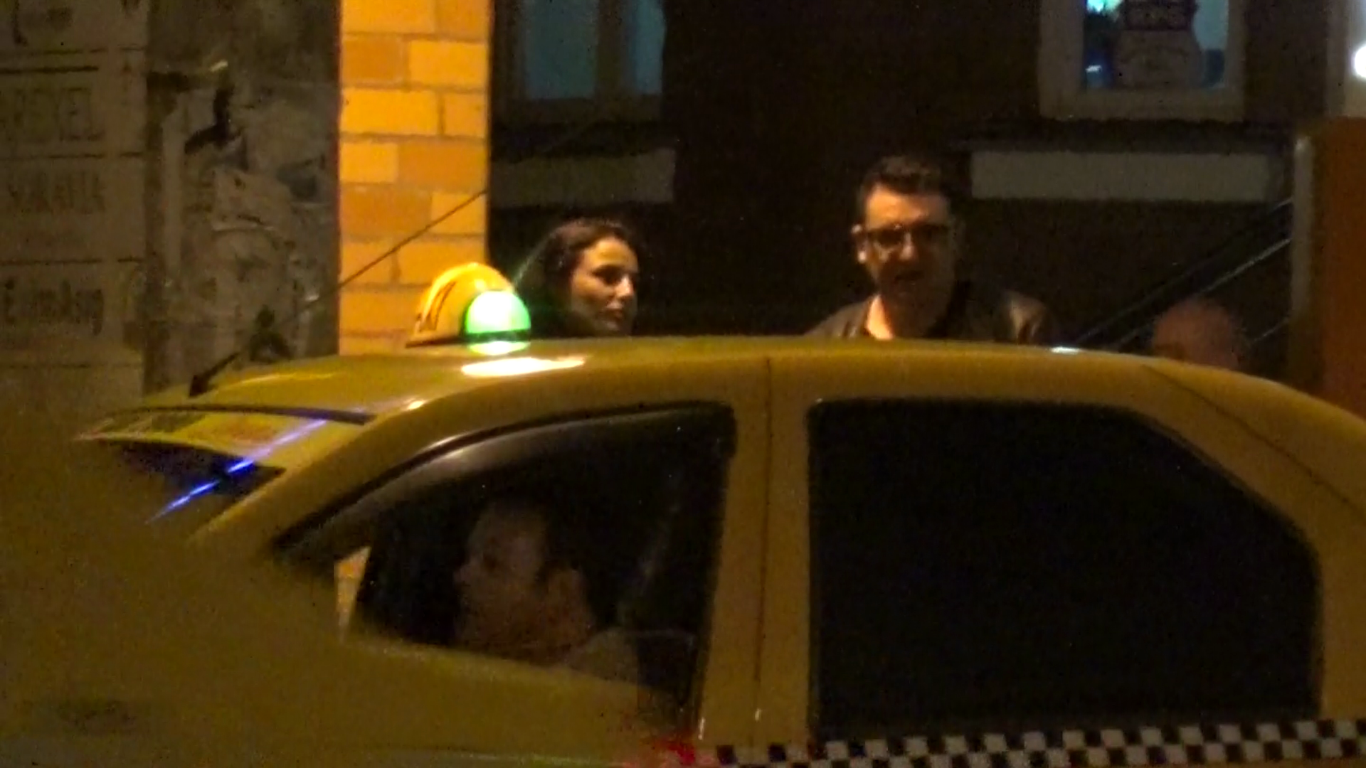 Cei doi au fost impreuna intr-un local de fite din Bucuresti