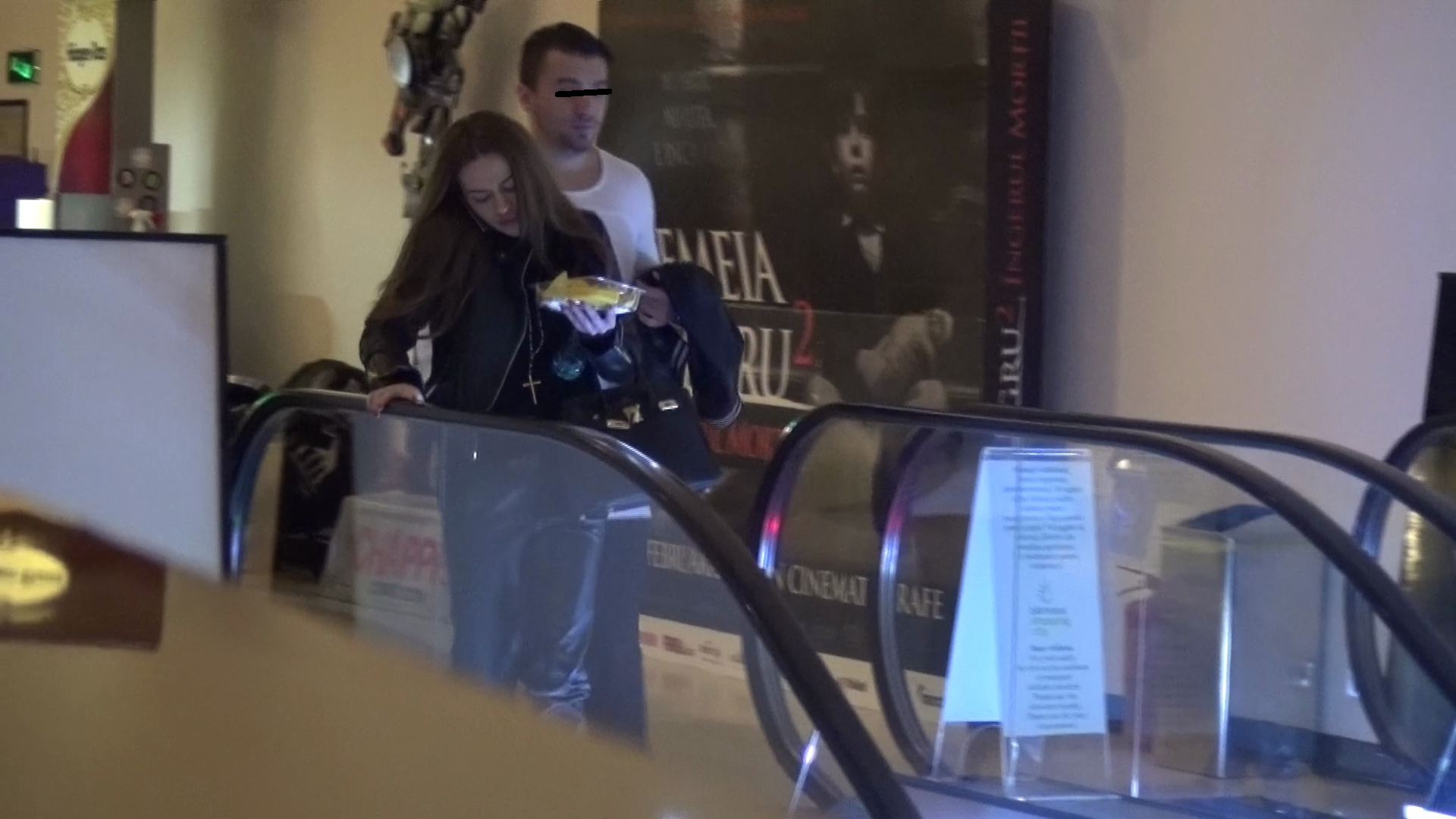 Rellys si tanarul nu par prea apropiati