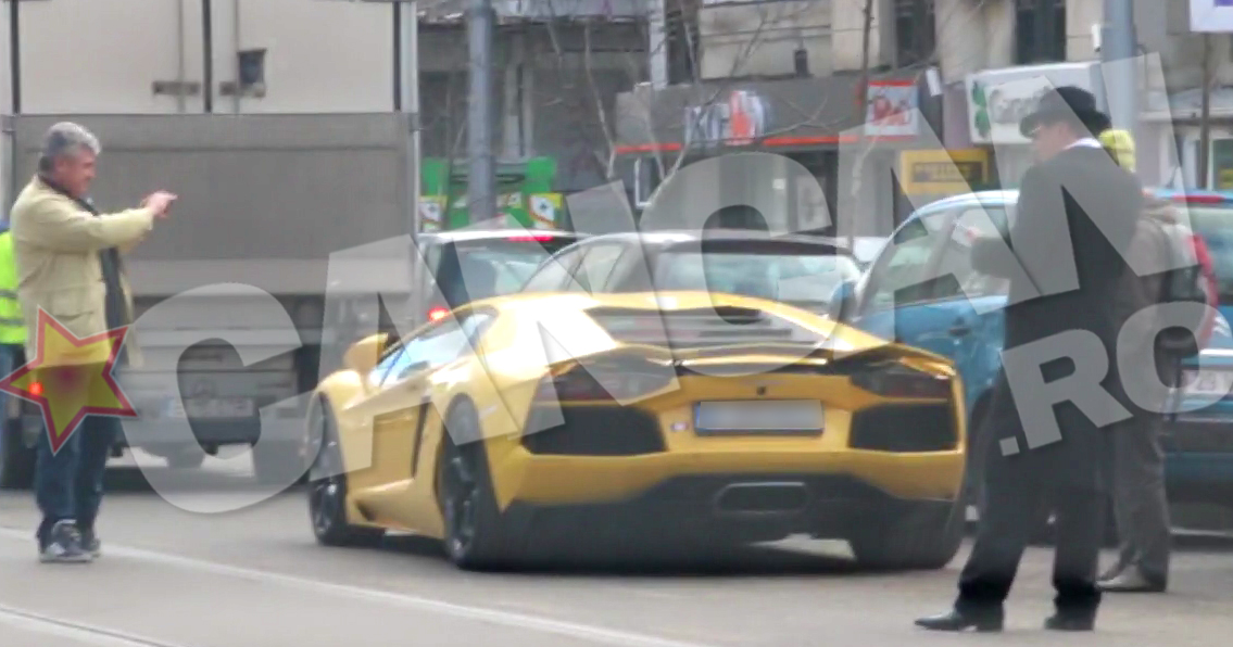 Nicorescu a asteptat linistit sa se termine sedinta foto