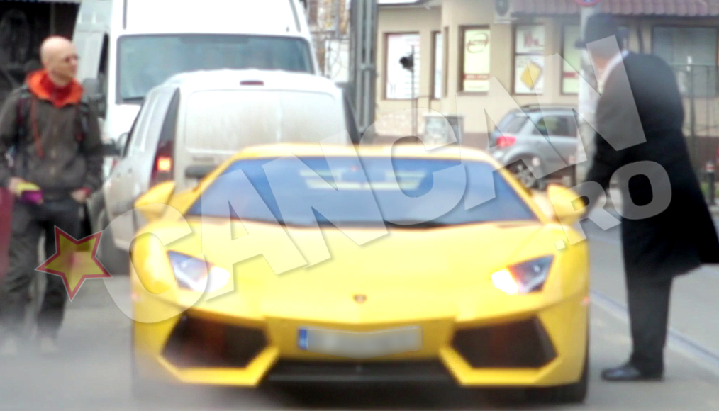 Intr-un final, Nicorescu s-a urcat in masina si a plecat