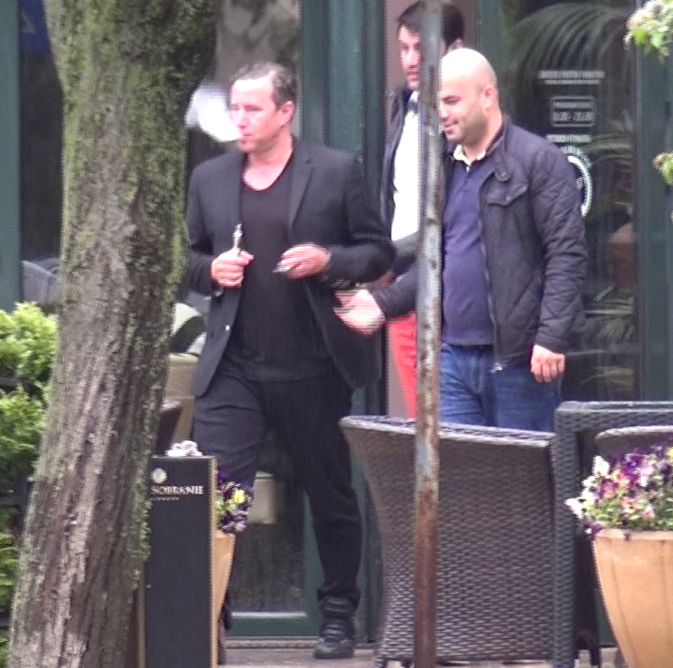 Catalin Fainisi si Laurentiu Reghecampf au iesit din cafenea