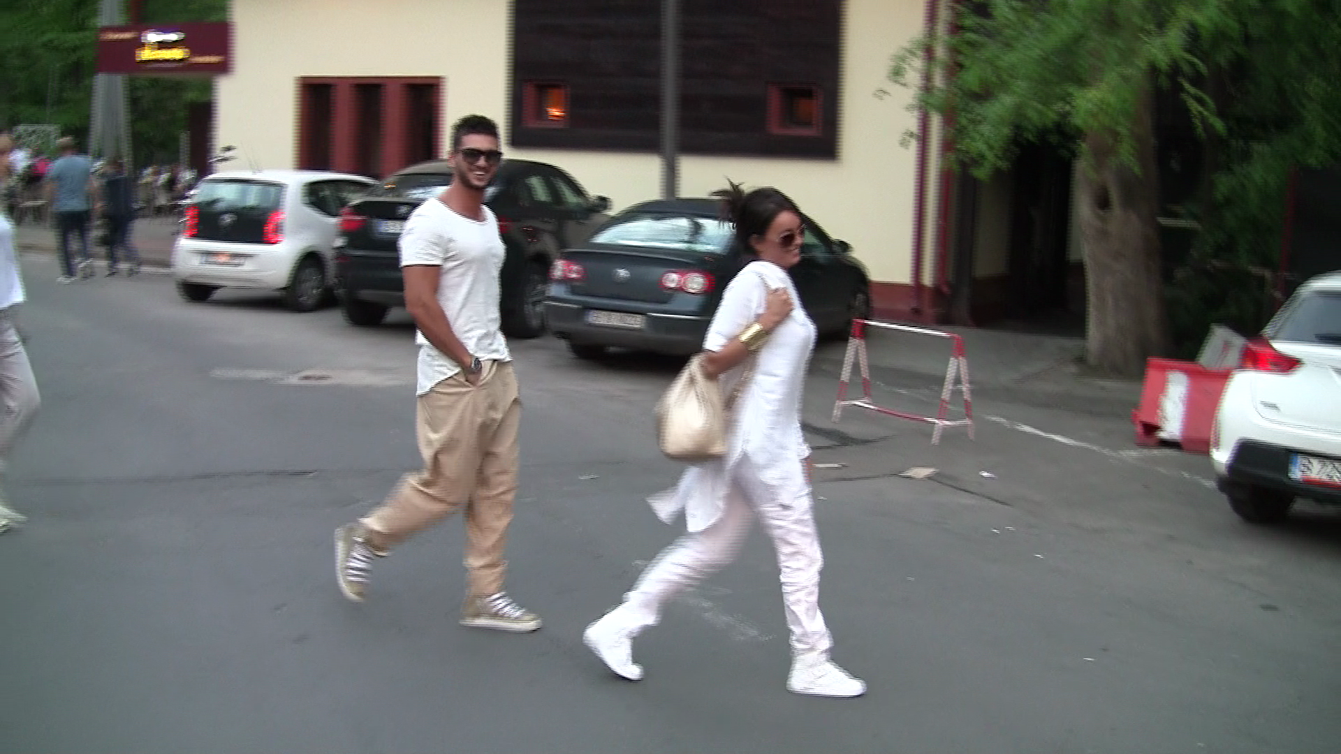 Dorian Popa recupereaza timpul departe de iubita lui