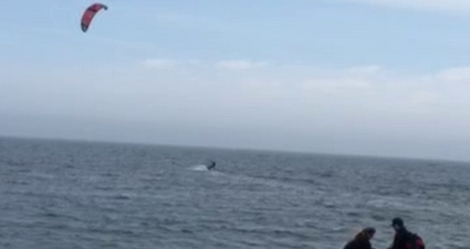 A tanar a facut wind kite de 1 Mai