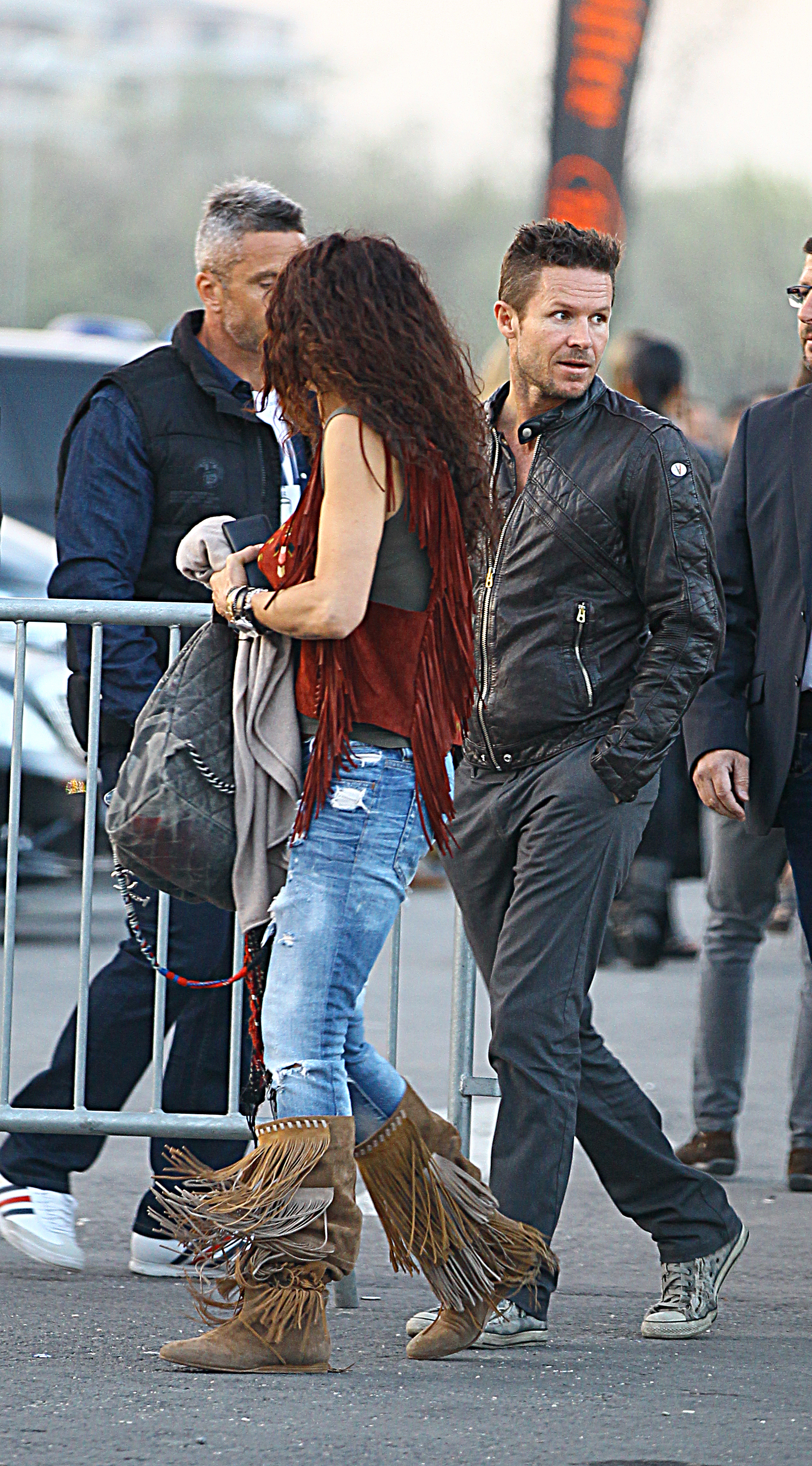 Asa a stat Raduleasca imbracata toata ziua, sambata, pe Litoral