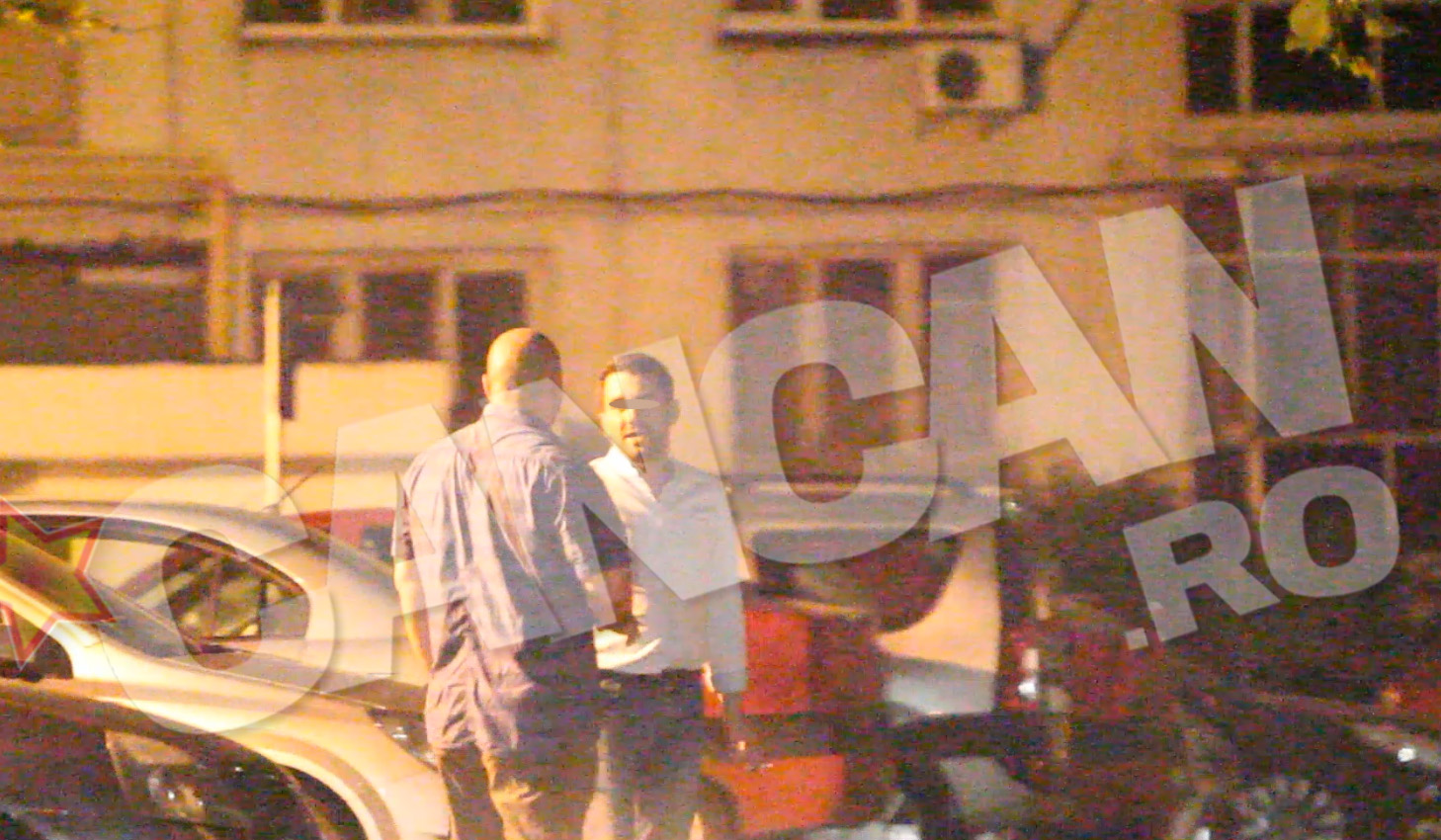 Prietenul Oanei s-a intalnit in sfarsit cu fotograful