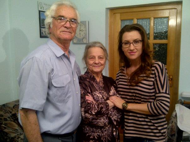 Marioara si Vasile Prigoana isi duc batranetile la Gherla, intr-un apartament modest