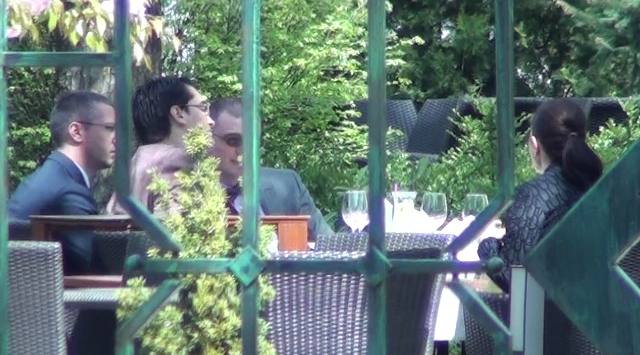 Adriana Saftoiu s-a reintalnit cu Razvan Burleanu, cei doi fiind fosti colegi in echipa de consilieri a lui Traian Basescu