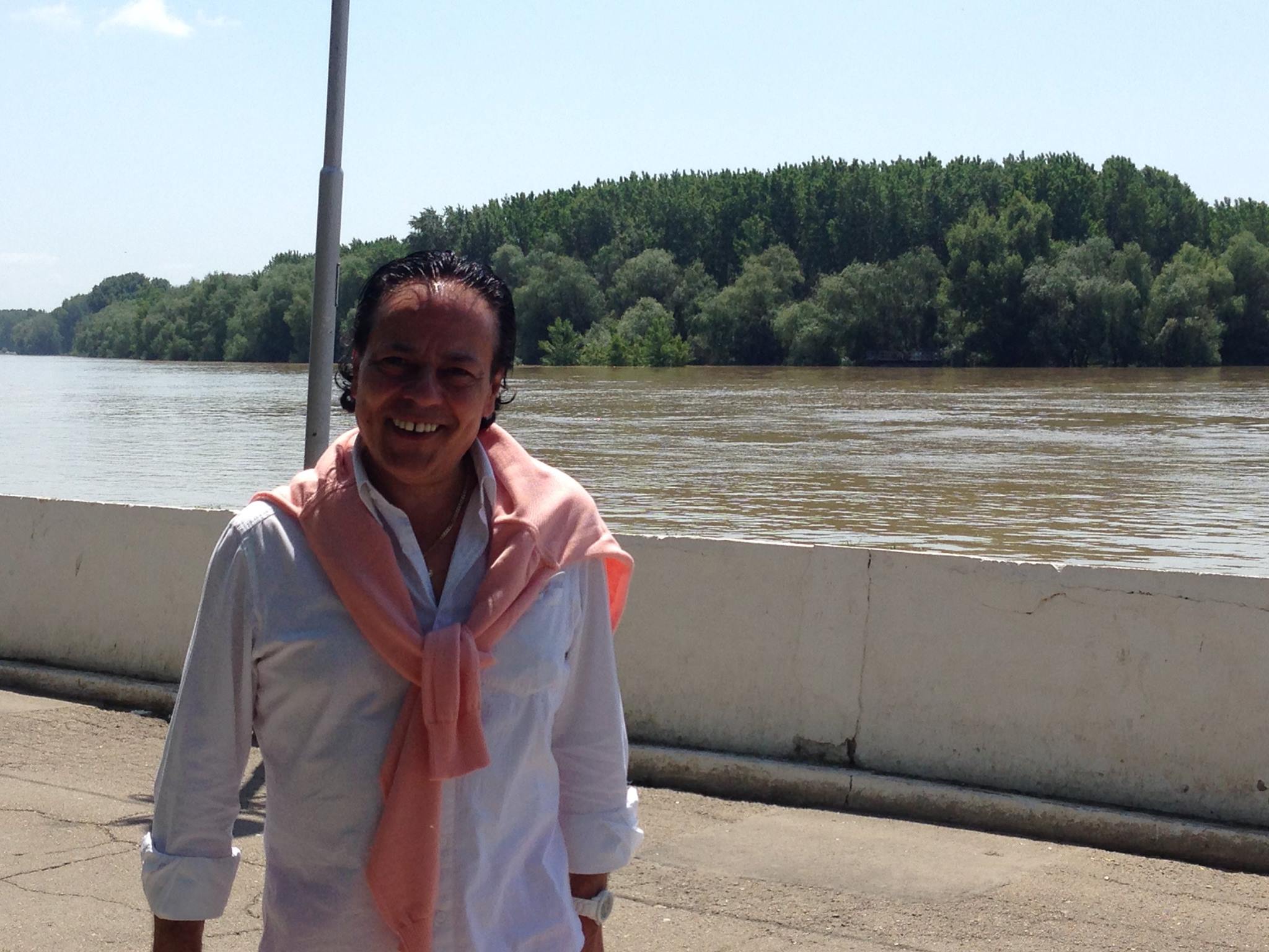 Francesco Napoli iubeste Romania