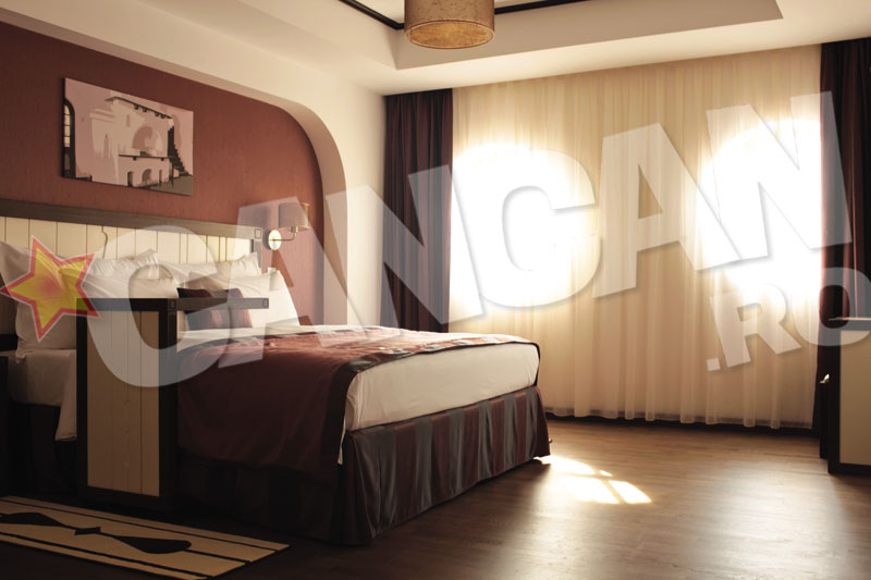 Asa arata o camera la hotelul in care s-au cazat Bianca si Cristea