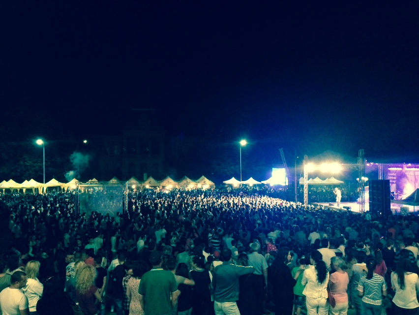 Mii de oameni s-au rugat pentru Cotabita, la Calarasi