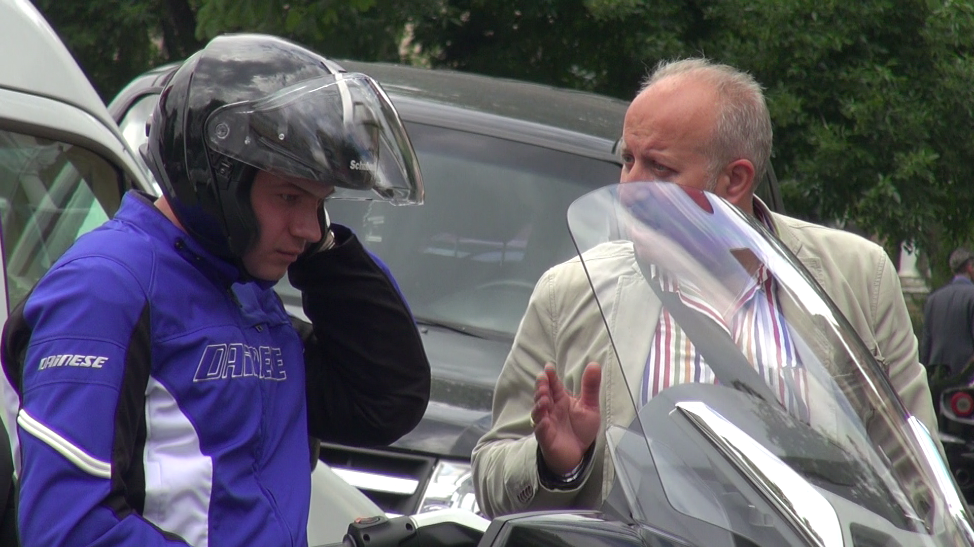 Alin Ionescu a iesit la plimbare prin oras