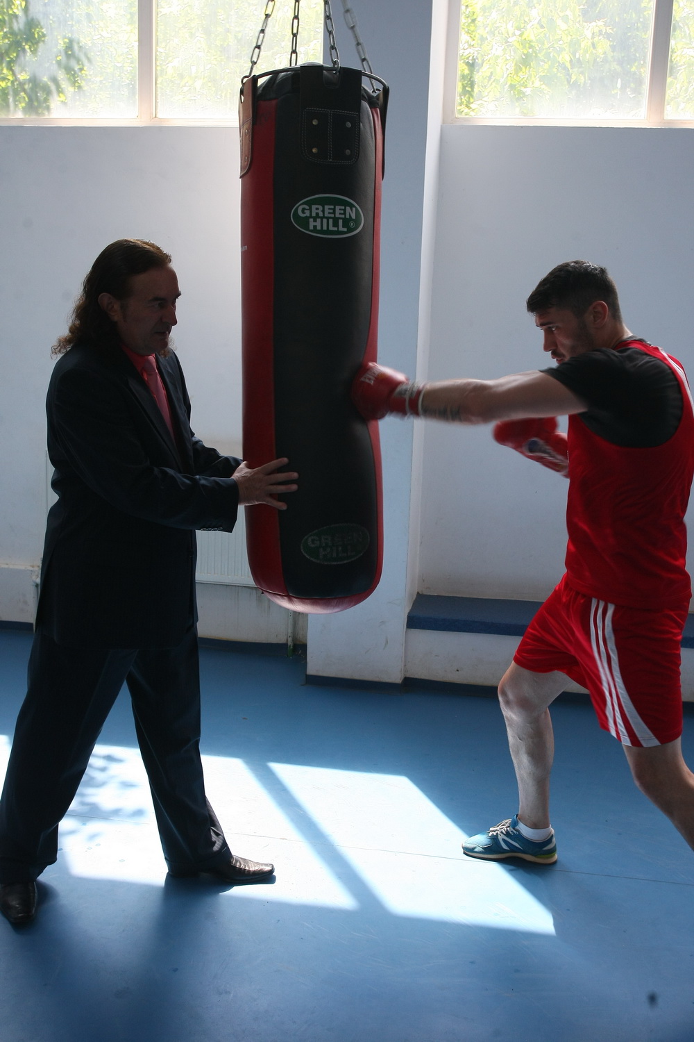 Ionut Stanciu l-a provocat pe Mirel Iacob la o confruntare in ringul Superkombat