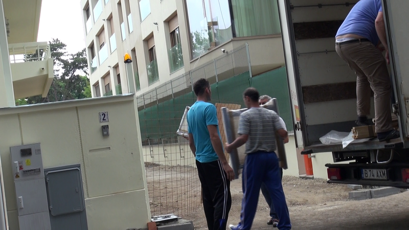 Un ultim fotoliu a fost dus in casa fostului presedinte